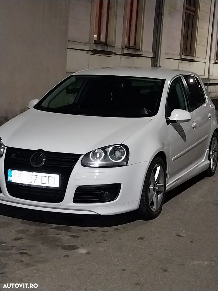 Volkswagen Golf 2.0 TDI DPF GT - 2