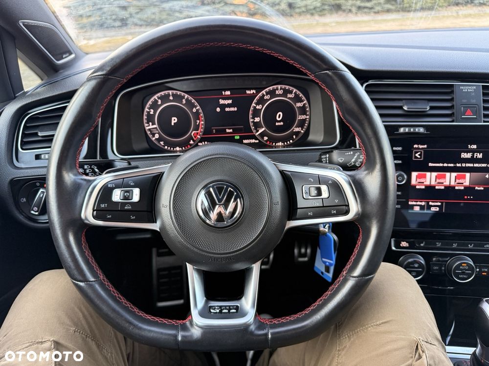 Volkswagen Golf GTI (BlueMotion Technology) DSG Performance - 34
