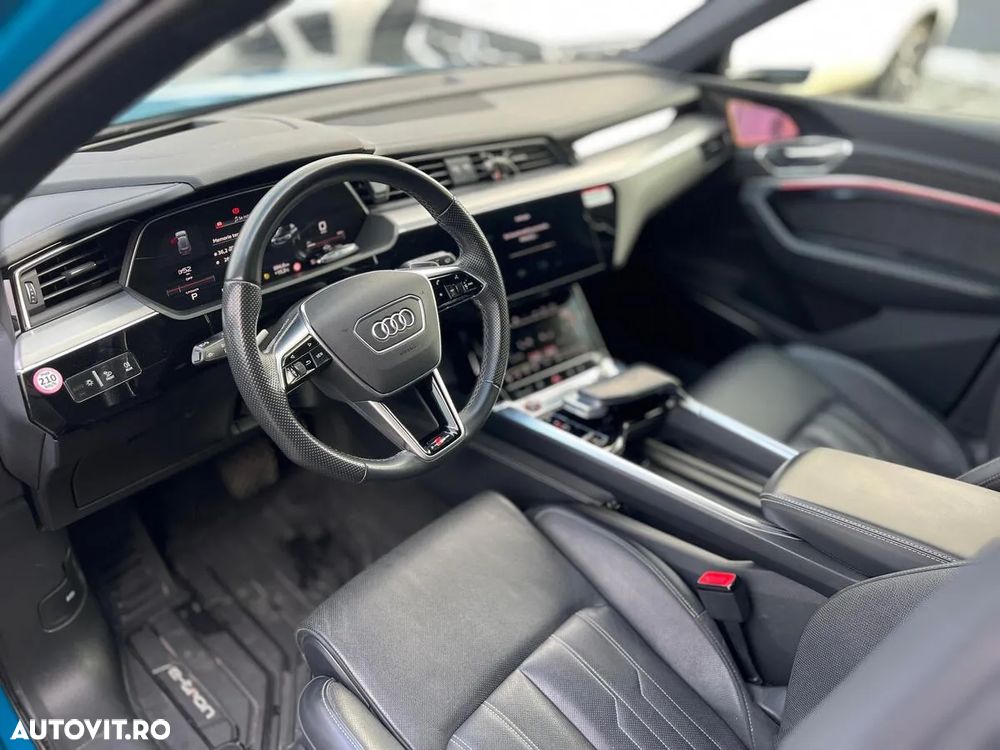Audi e-tron quattro S - 13