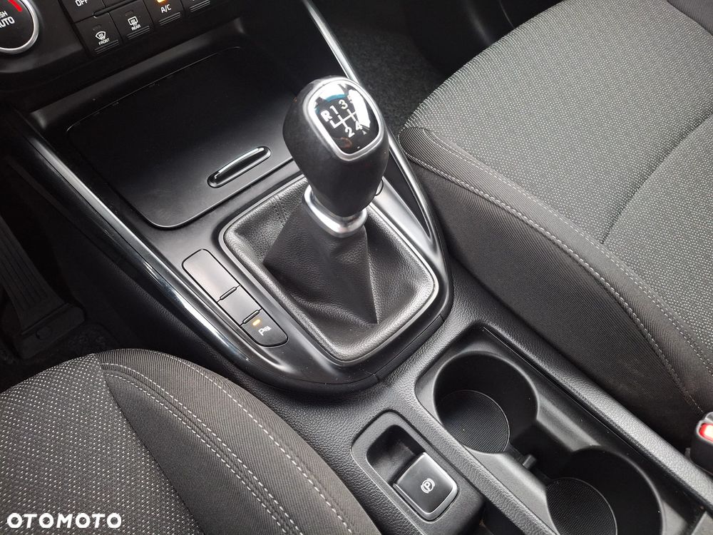 Kia Carens 1.7 CRDi Business Line 7os - 11