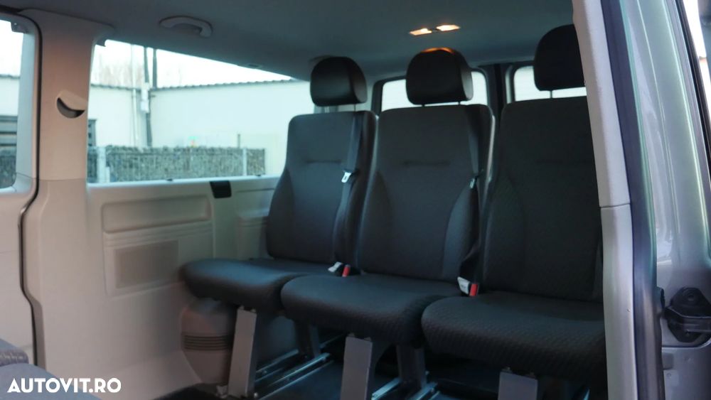 Volkswagen Caravelle - 28