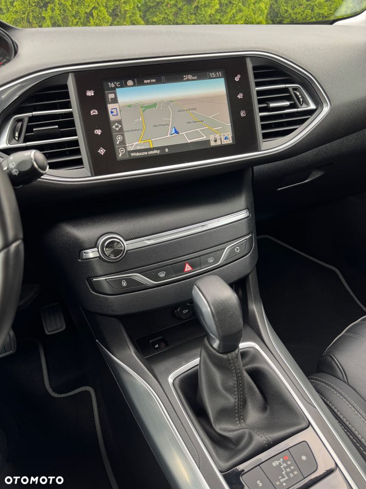 Peugeot 308 BlueHDi 150 EAT6 Stop & Start GT-Line Edition - 26