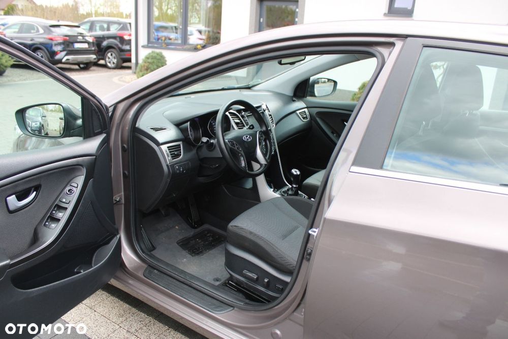 Hyundai i30 - 18