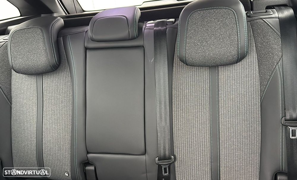 Peugeot 3008 1.2 PureTech Allure Pack EAT8 - 9