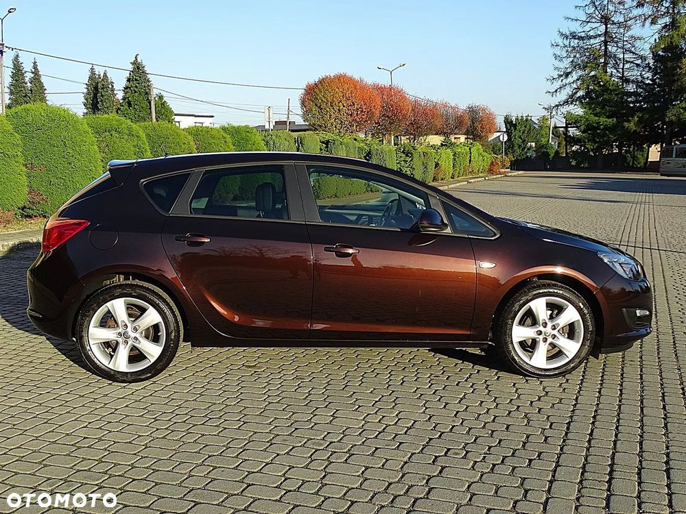 Opel Astra 1.4 Turbo Cosmo - 20