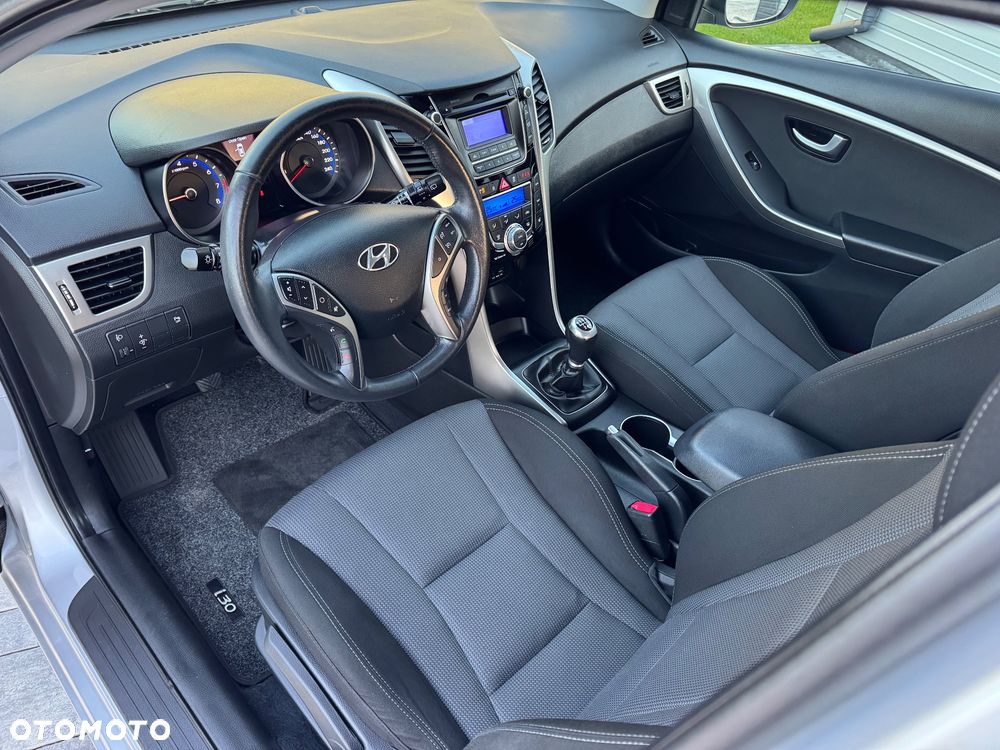 Hyundai i30 - 22