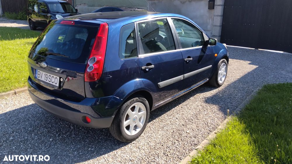 Ford Fiesta 1.25i Comfort - 4
