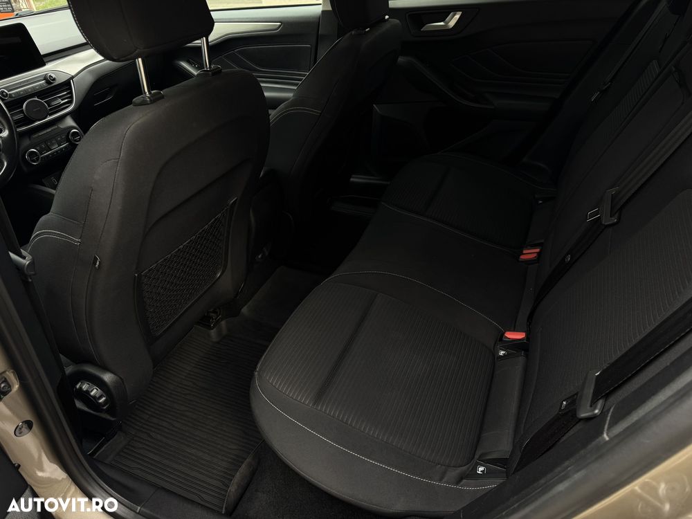 Ford Focus 1.5 EcoBlue Titanium X - 21