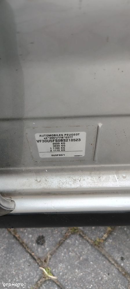 Peugeot 3008 1.6 Premium - 28