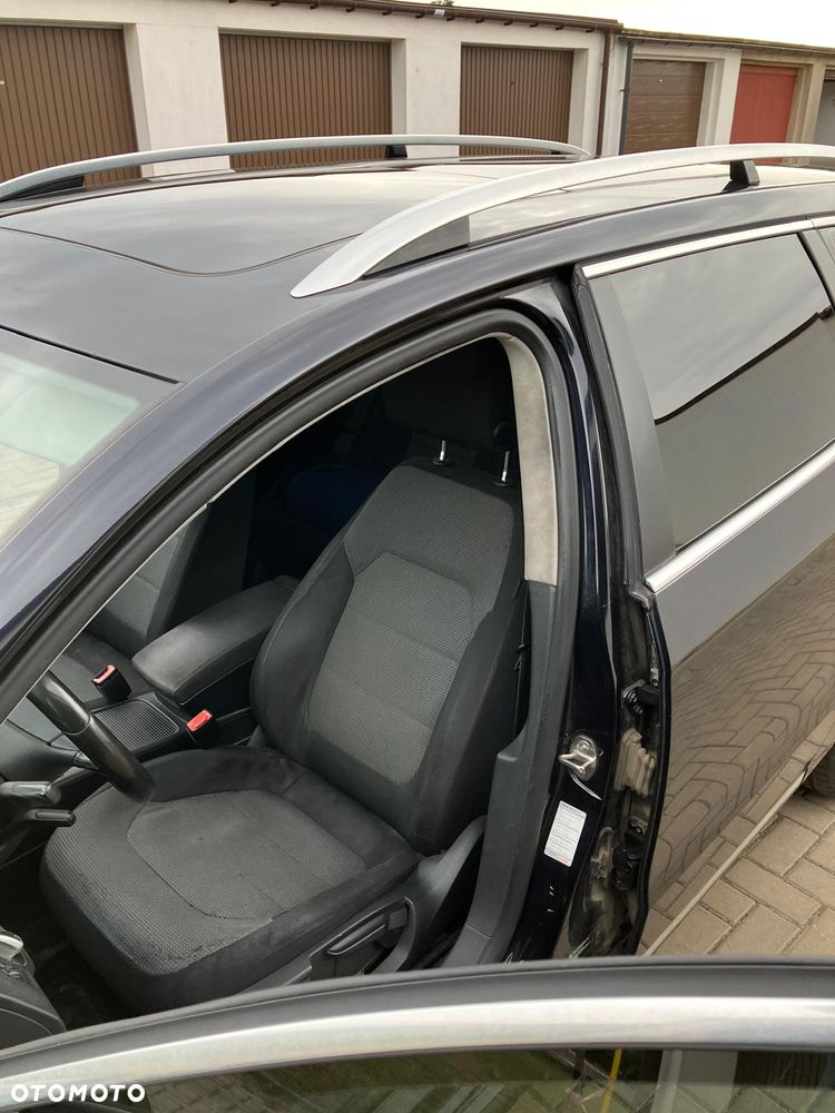 Volkswagen Passat 1.6 TDI DPF BlueMot Comfortline - 11