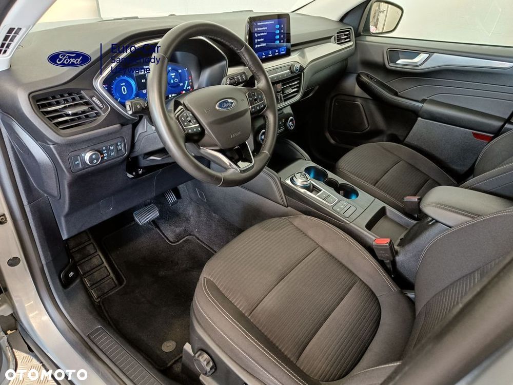 Ford Kuga - 12