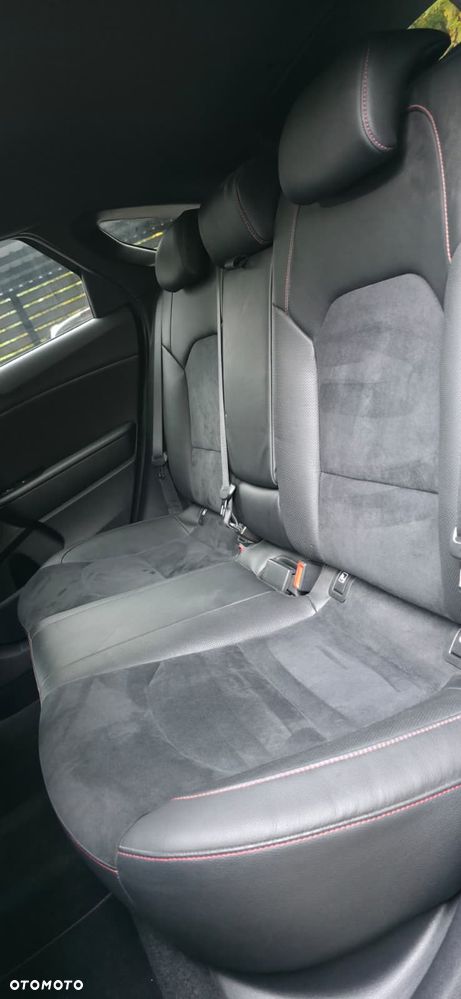 Kia ProCeed 1.6 T-GDI DCT7 OPF GT - 27