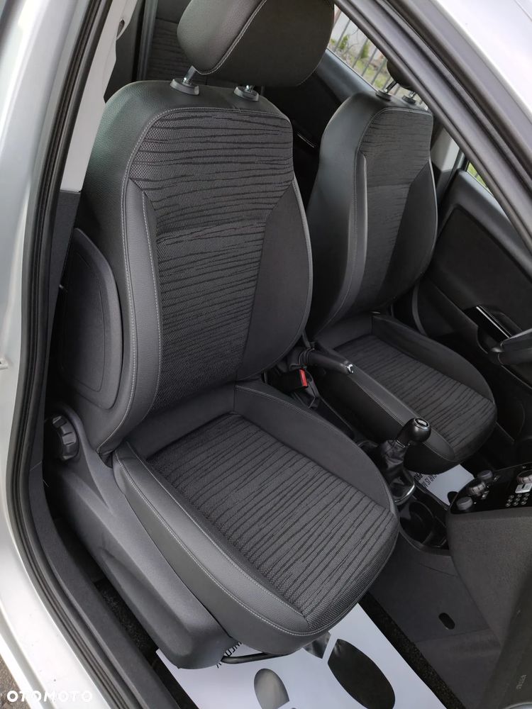 Opel Corsa 1.4 16V Energy - 25