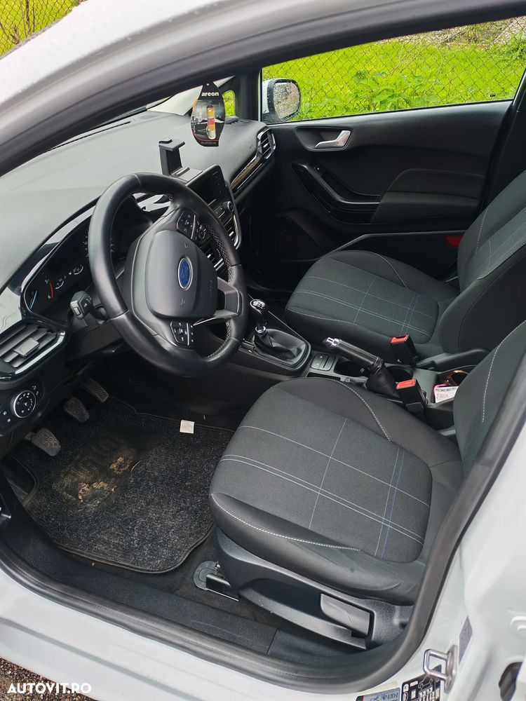 Ford Fiesta - 7