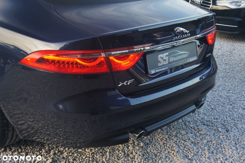 Jaguar XF - 28