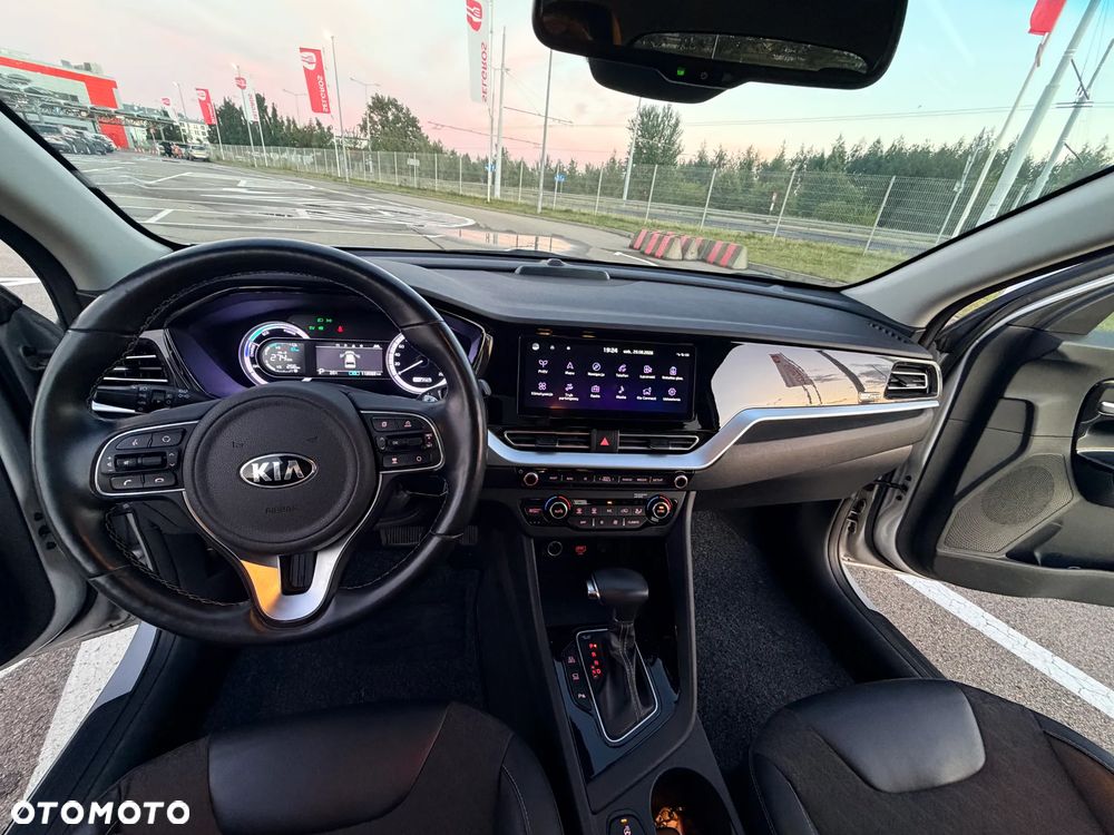Kia Niro 1.6 GDI Plug-in Hybrid M - 7
