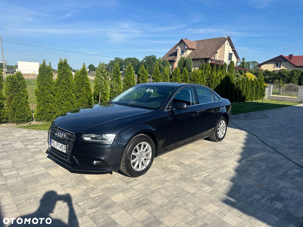 Audi A4 Limousine - 25