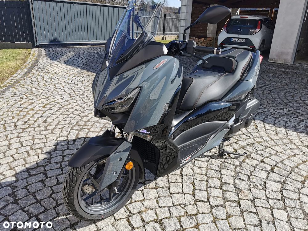 Yamaha X-max - 3