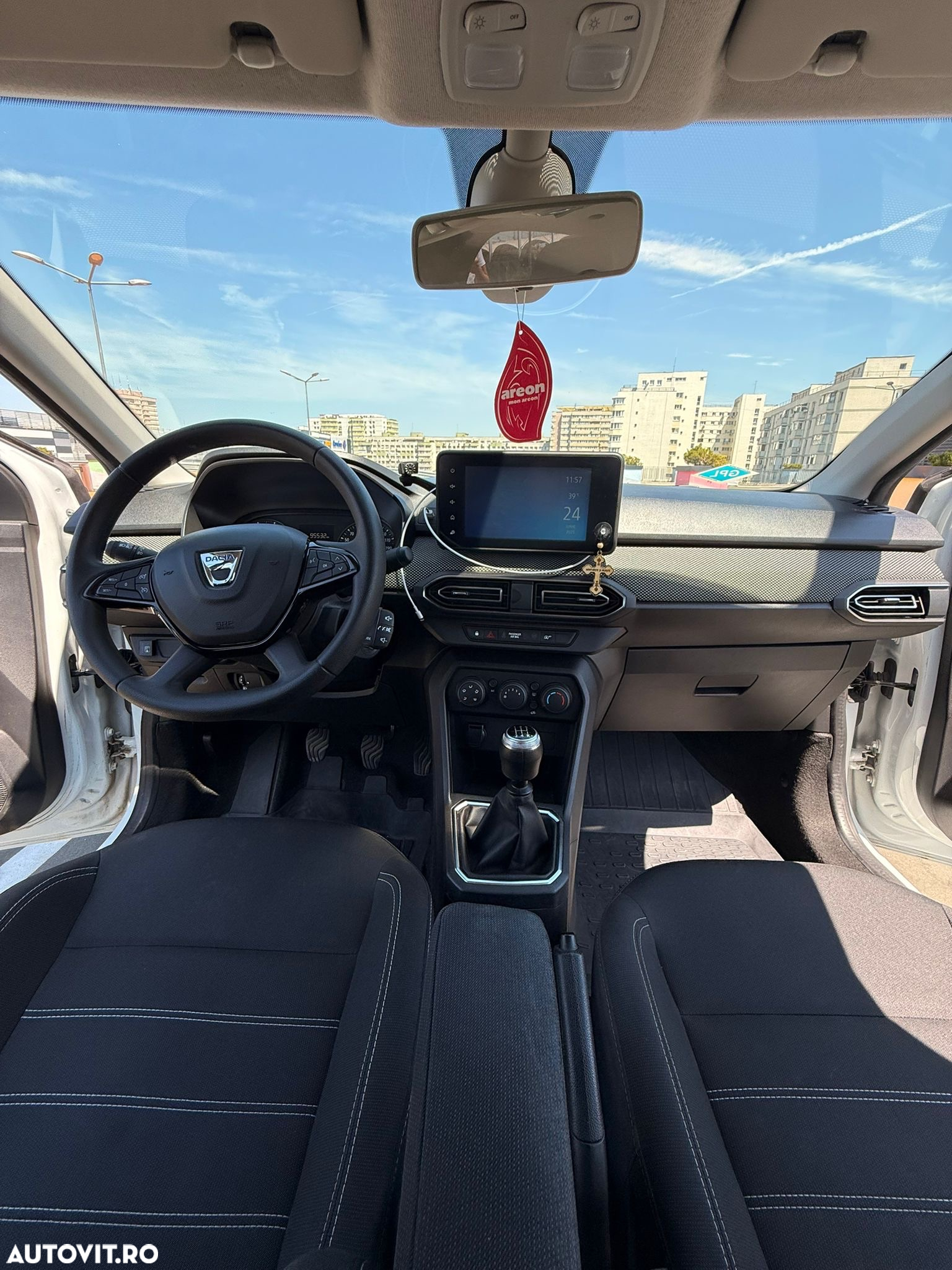 Dacia Logan - 8