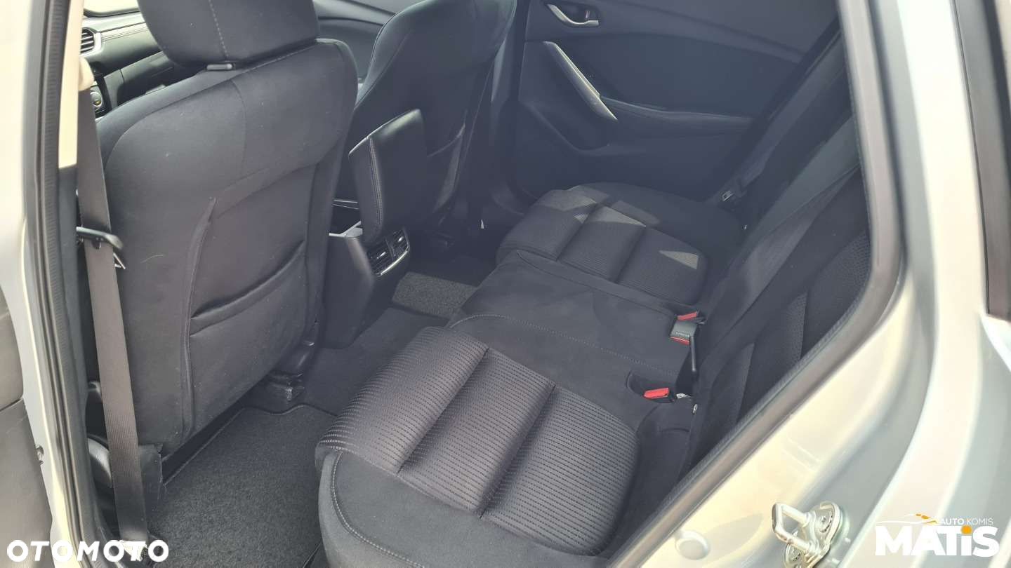 Mazda 6 - 12