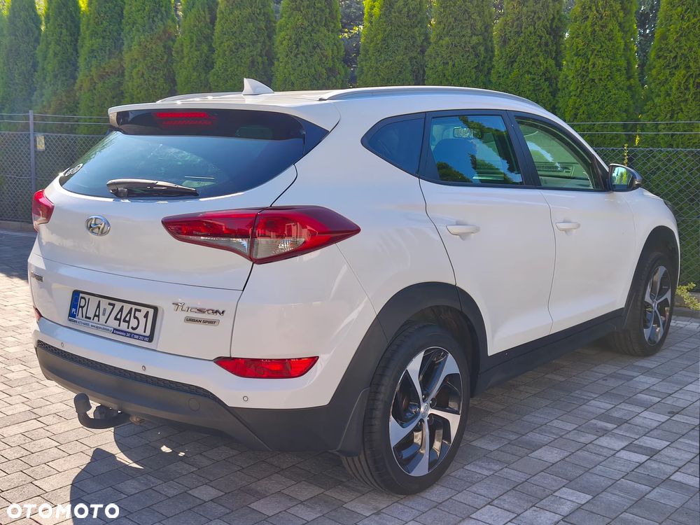 Hyundai Tucson 1.7 CRDI BlueDrive GO 2WD - 9