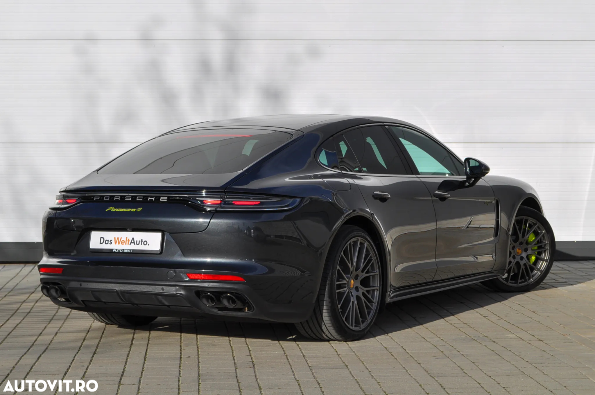 Porsche Panamera 4 E-Hybrid Platinum Edition - 8