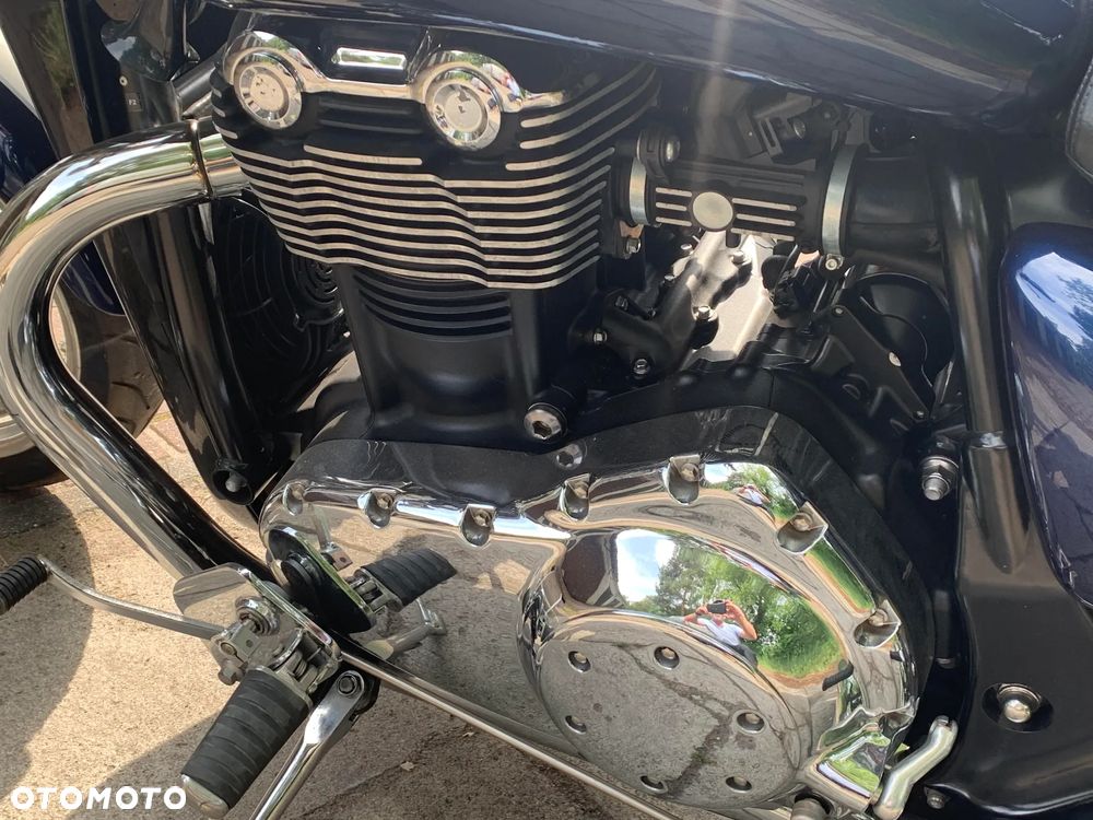 Triumph Thunderbird - 7