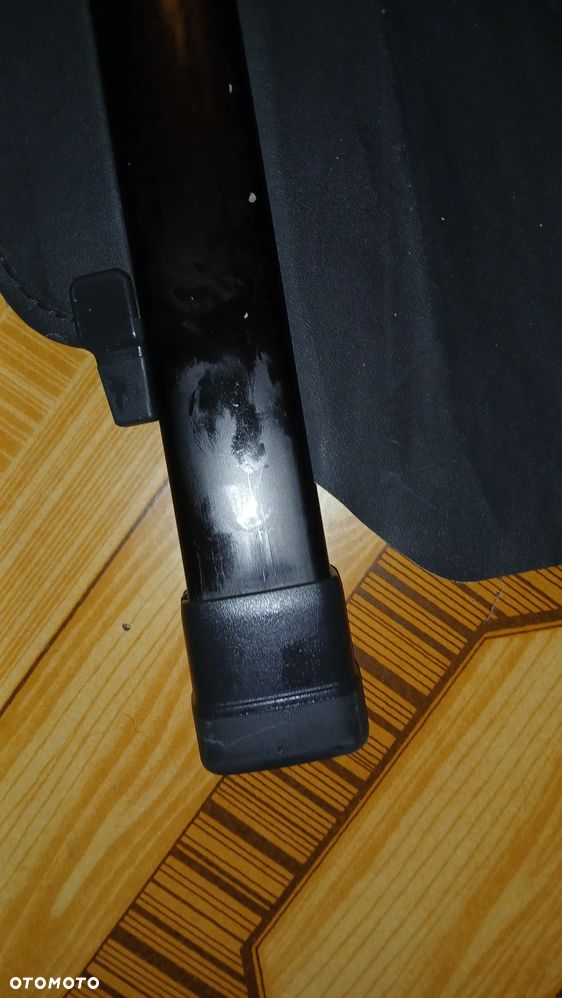 Sprzedam ROLETA bagażnika oryginał z TOYOTA RAV4 Japonia, stan bardzo dobry uniwersalna - 15