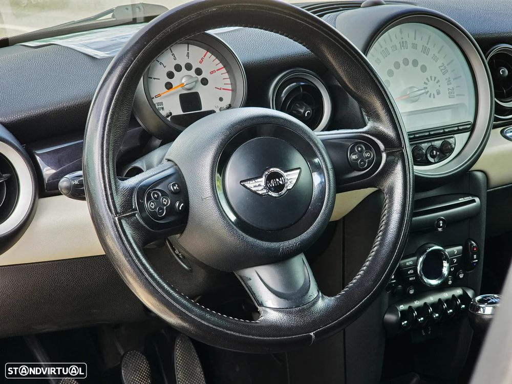 MINI Coupé Cooper SD - 9