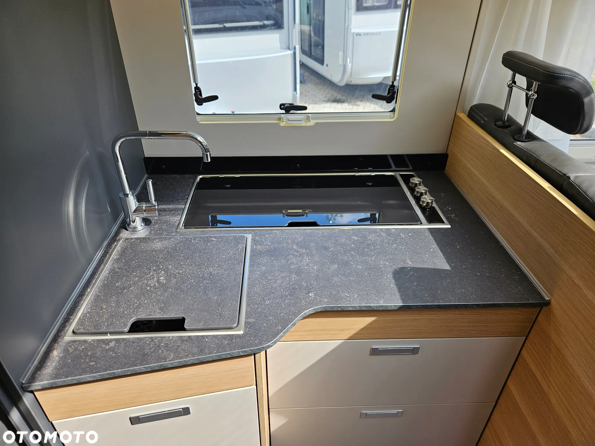 Adria Coral Axess 650 SL - 14