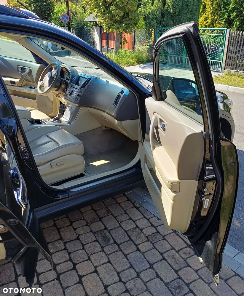 Infiniti FX - 13