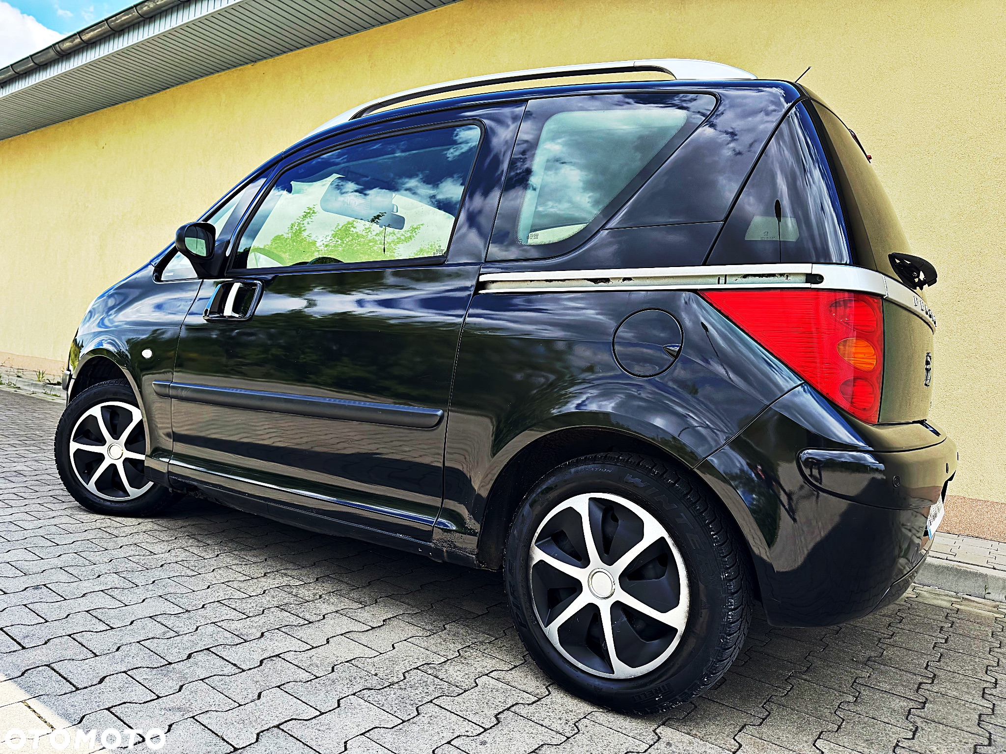Peugeot 1007 1.4 Trendy - 16