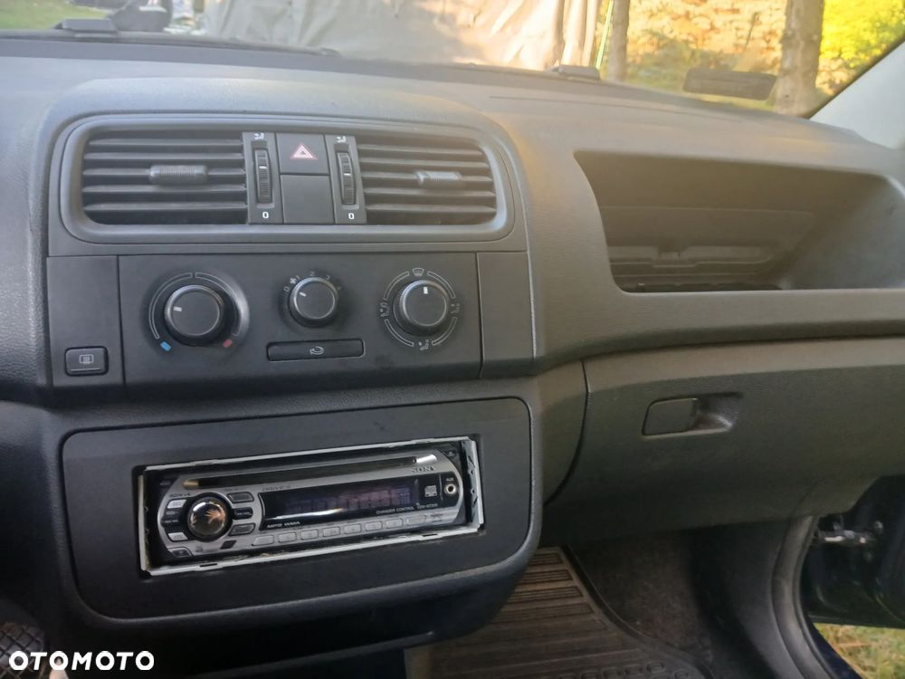 Skoda Fabia - 10