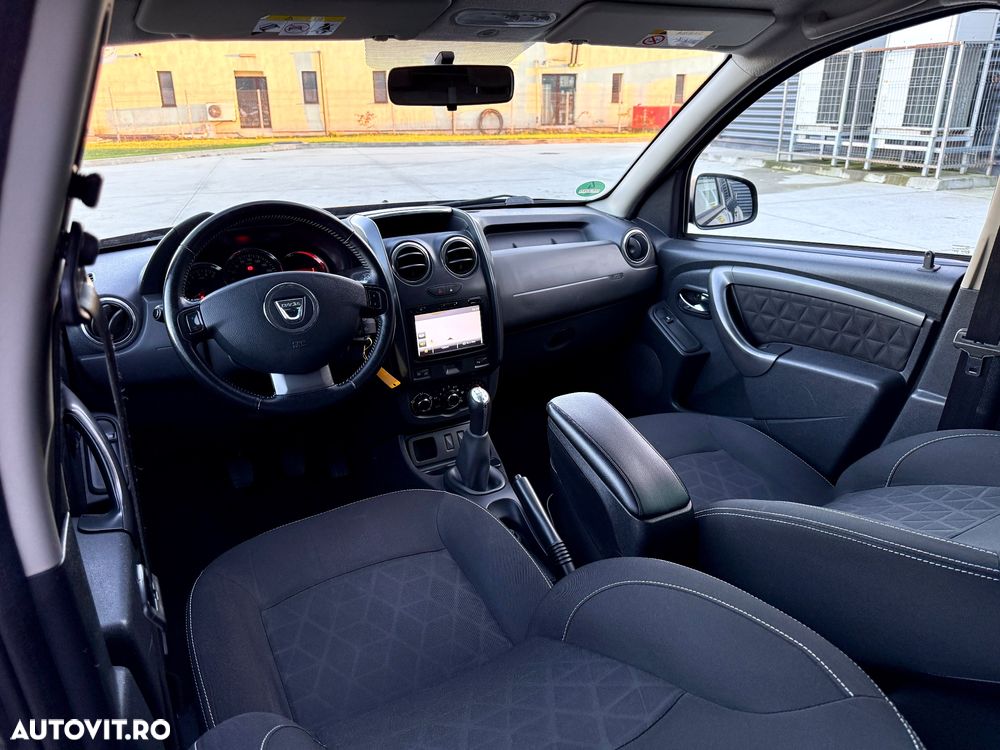Dacia Duster 1.6 16V 105 4x2 Laureate - 10