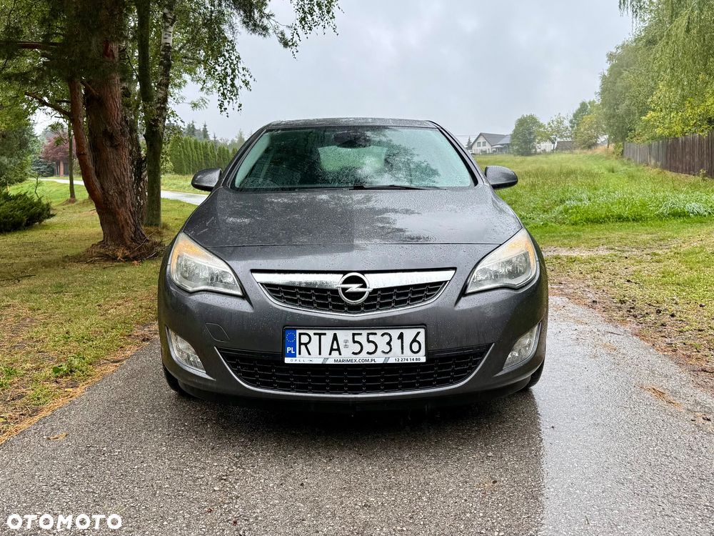 Opel Astra 1.7 CDTI Cosmo - 3