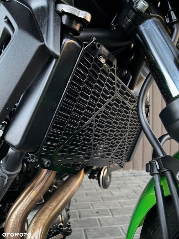 Kawasaki Z 650 - 10