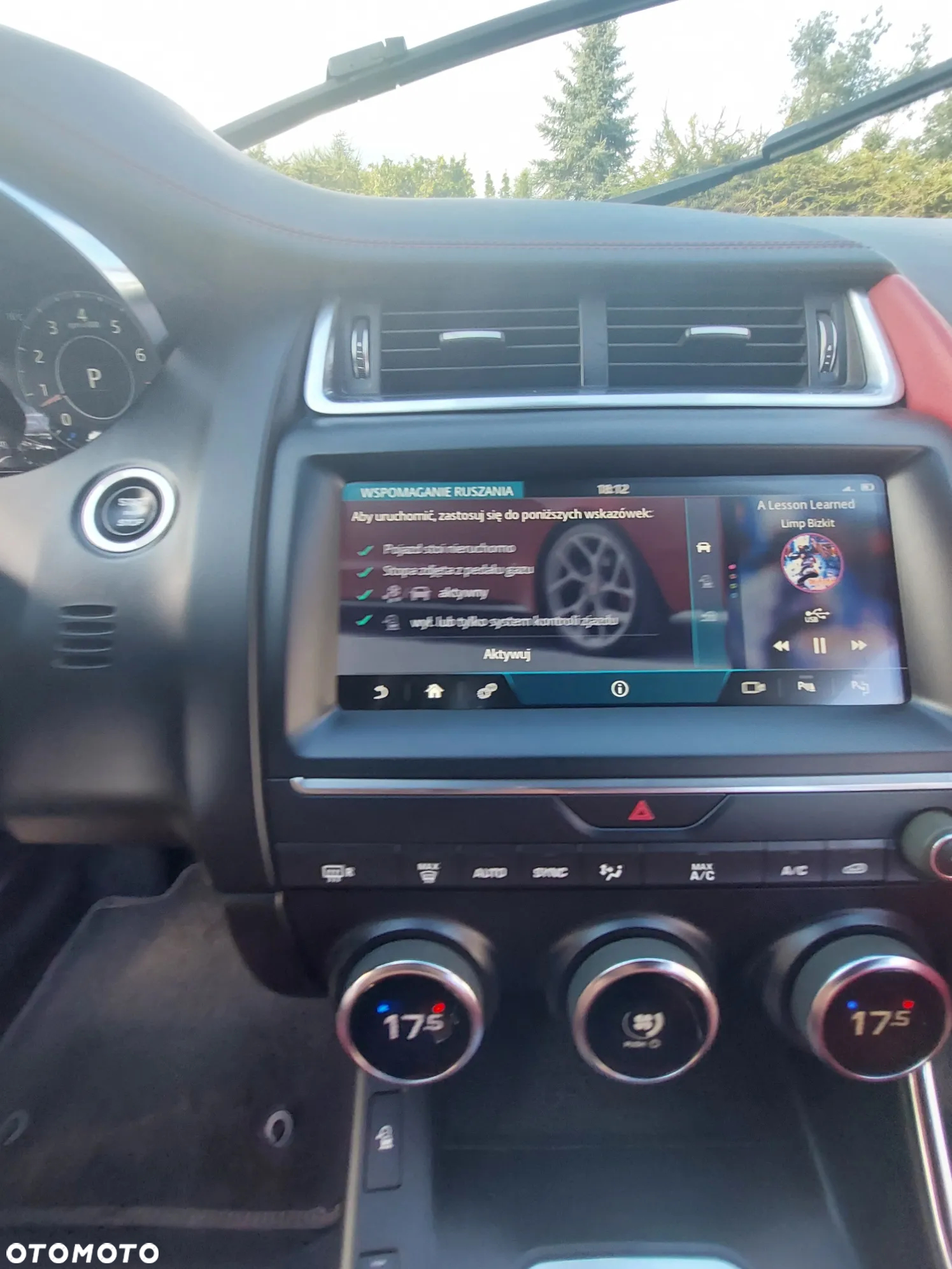 Jaguar E-Pace 2.0 i4P AWD R-Dynamic HSE - 15