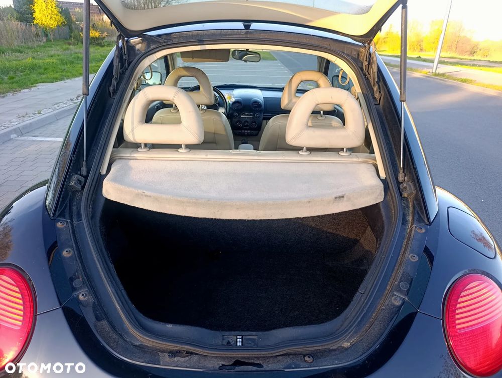 Volkswagen New Beetle 2.0 - 13