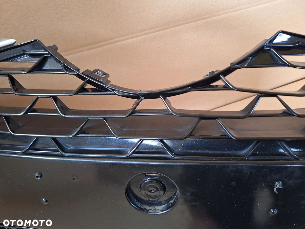 TOYOTA YARIS III LIFT 14-17 KRATKA ATRAPA ŚRODKOWA ZDERZAKA PRZÓD+CHROMY ORYG. TOYOTA 53102-0D060 / 53112-0D410 WYSYŁKA - 11