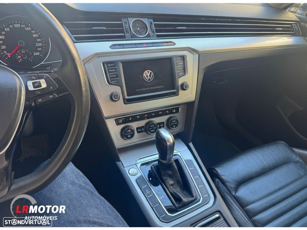 VW Passat 1.6 TDI Highline DSG - 9