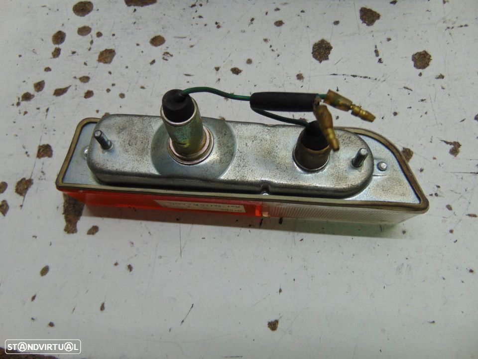 Datsun 1600 sss farolins da frente - 5