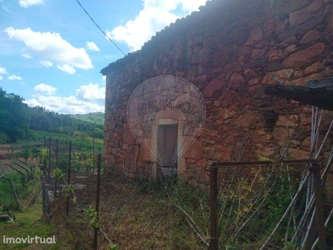 Moradia T0 para venda - Grande imagem: 2/9