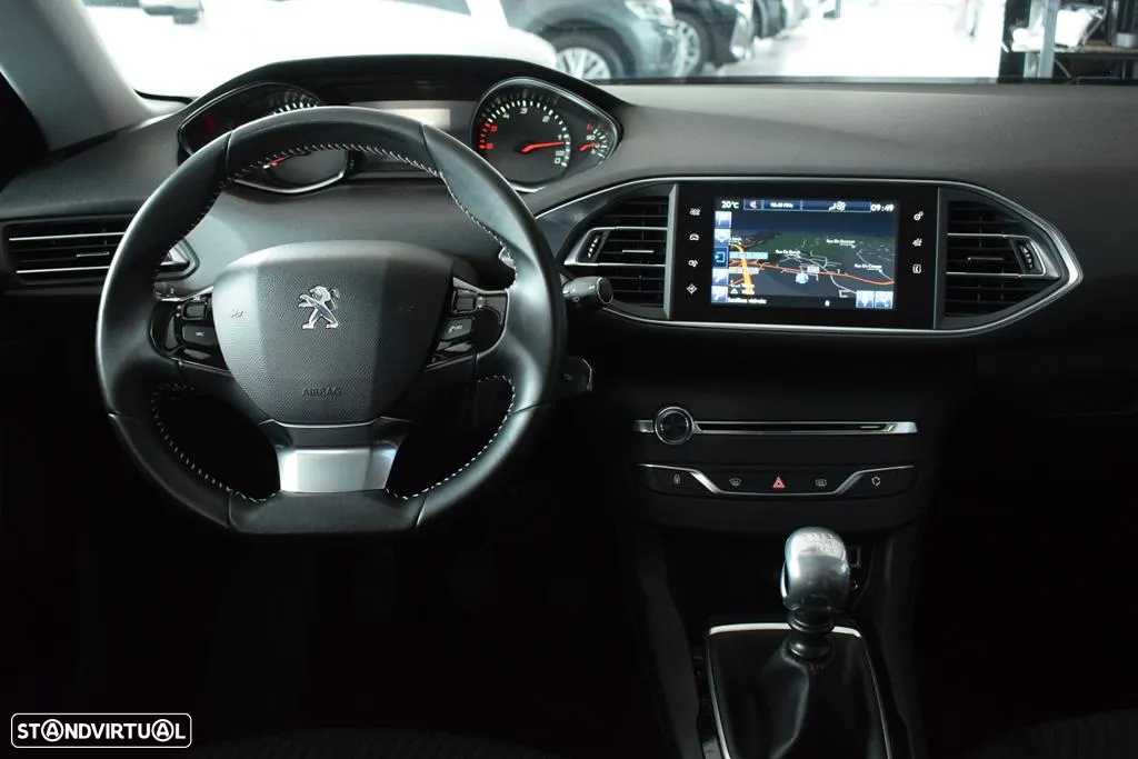 Peugeot 308 SW 1.6 e-HDi Allure J17 - 26