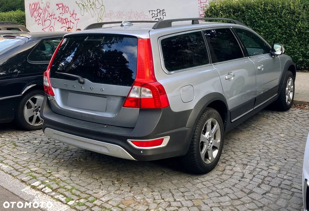 Volvo XC 70 D4 Geartronic Summum - 4