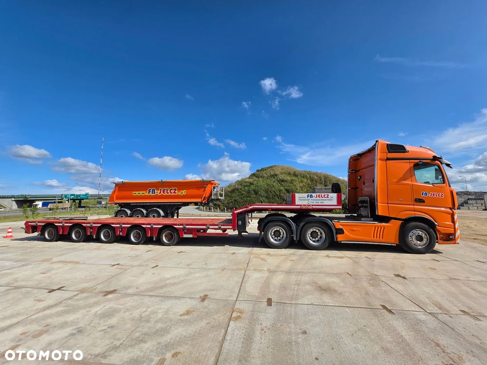 Mercedes-Benz Actros - 2