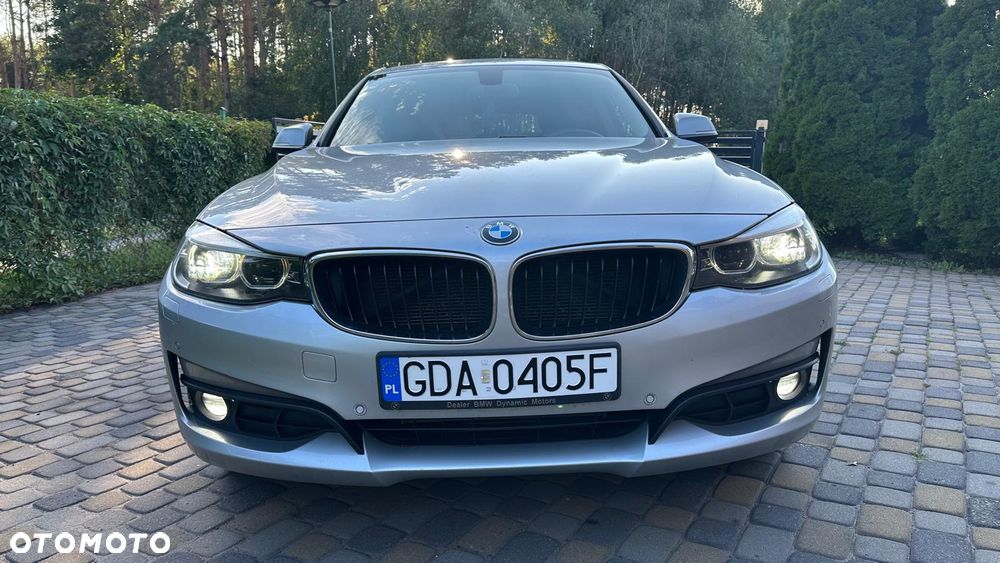 BMW Seria 3 320d Luxury Line - 2