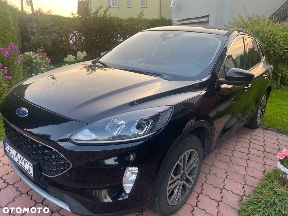 Ford Kuga - 1