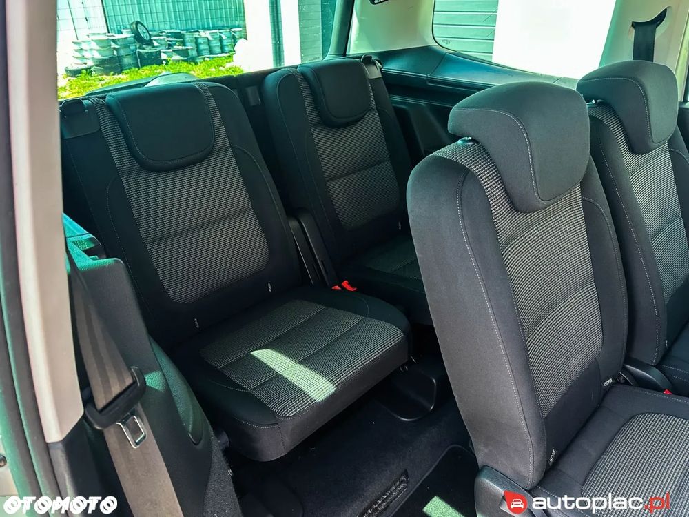 Volkswagen Sharan - 16