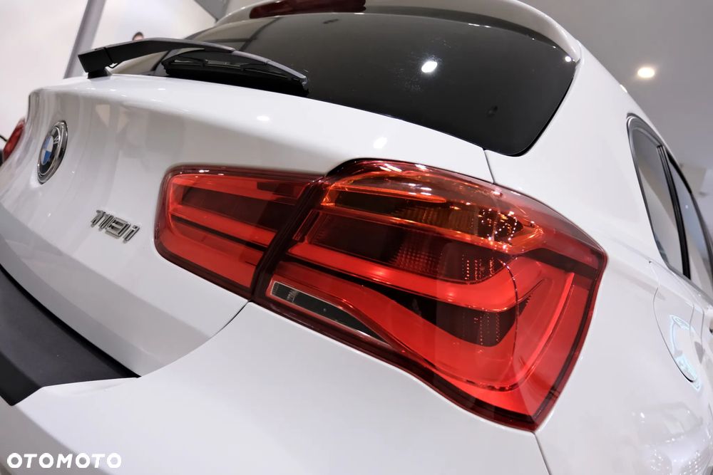 BMW Seria 1 118i Urban Line - 16