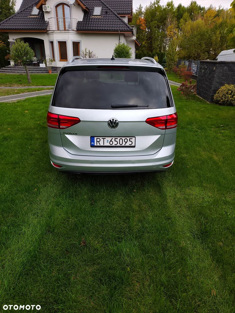 Volkswagen Touran 2018 photo 4